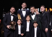 米兰体育平台-阿根廷球员梅西蝉联金球奖得主