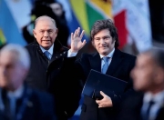 米兰体育网页版-阿根廷队主帅辞职，引发球员变动