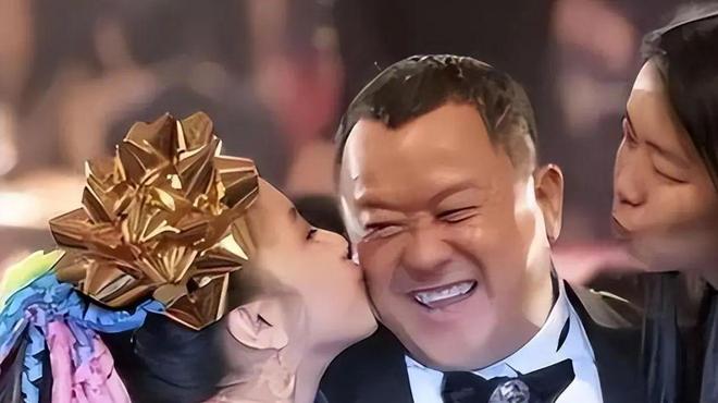 足球明星绯闻曝光:深度解读内幕故事